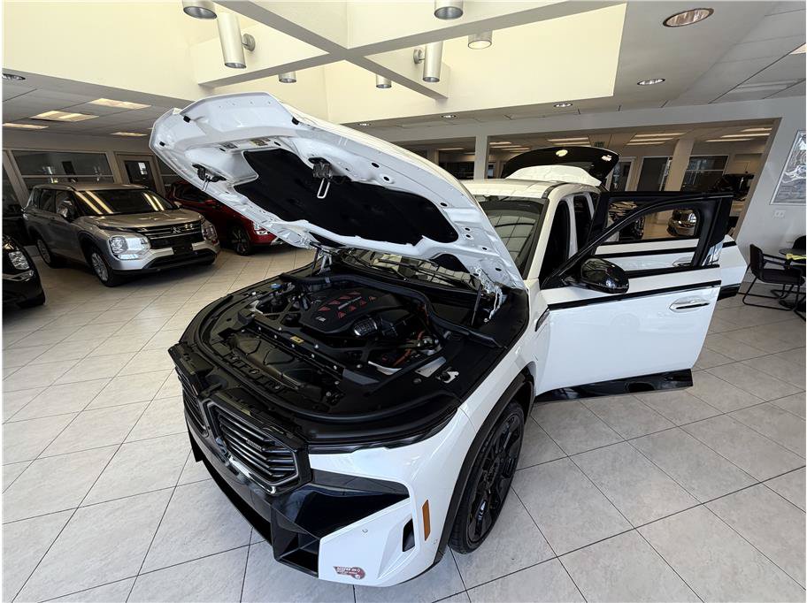 Used 2023 BMW XM AWD/4WD image 44