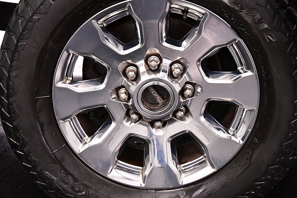 Used 2017 Ford F250 Lariat w/ Lariat Ultimate Package image 9