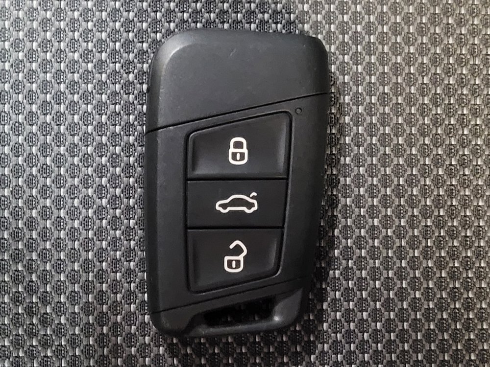 Used 2023 Volkswagen Taos S FWD image 32