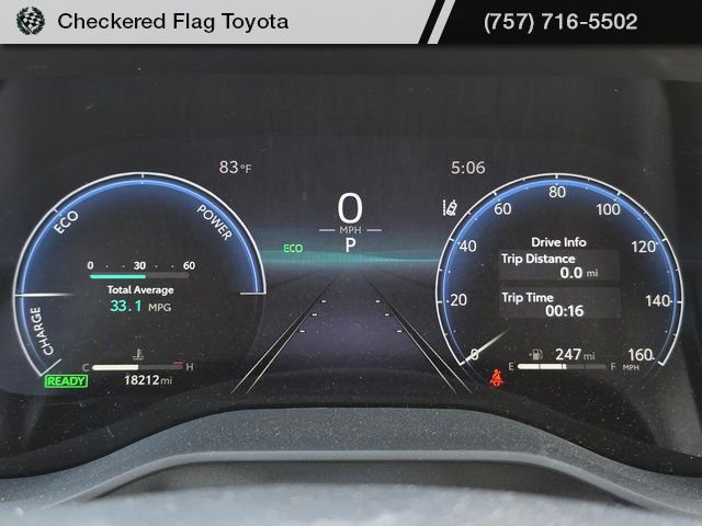 Used 2025 Toyota Sienna XSE w/ XSE Plus Package image 12