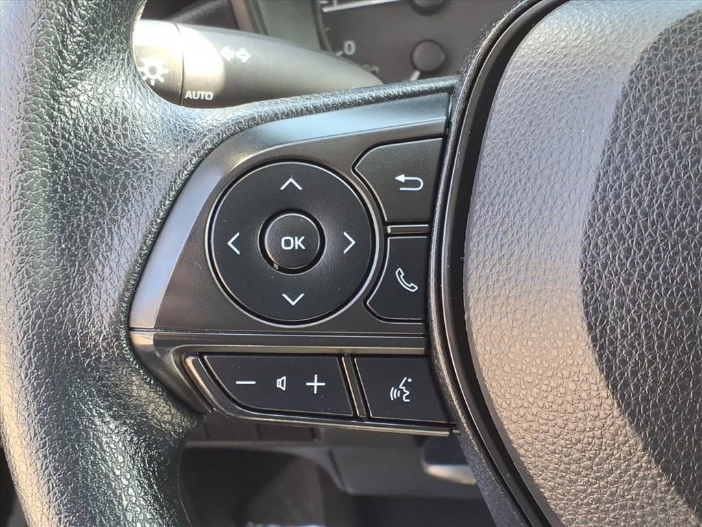 Used 2024 Toyota Corolla LE image 7