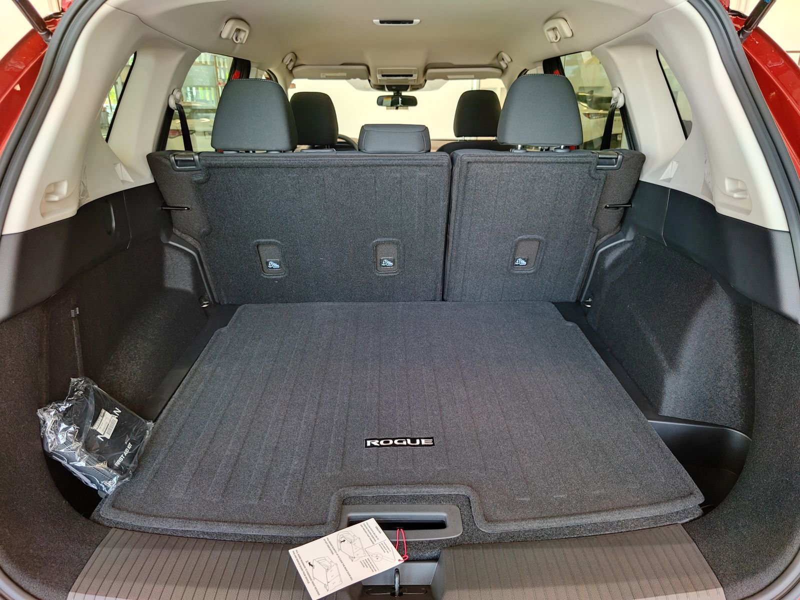 New 2026 Nissan Rogue S image 13