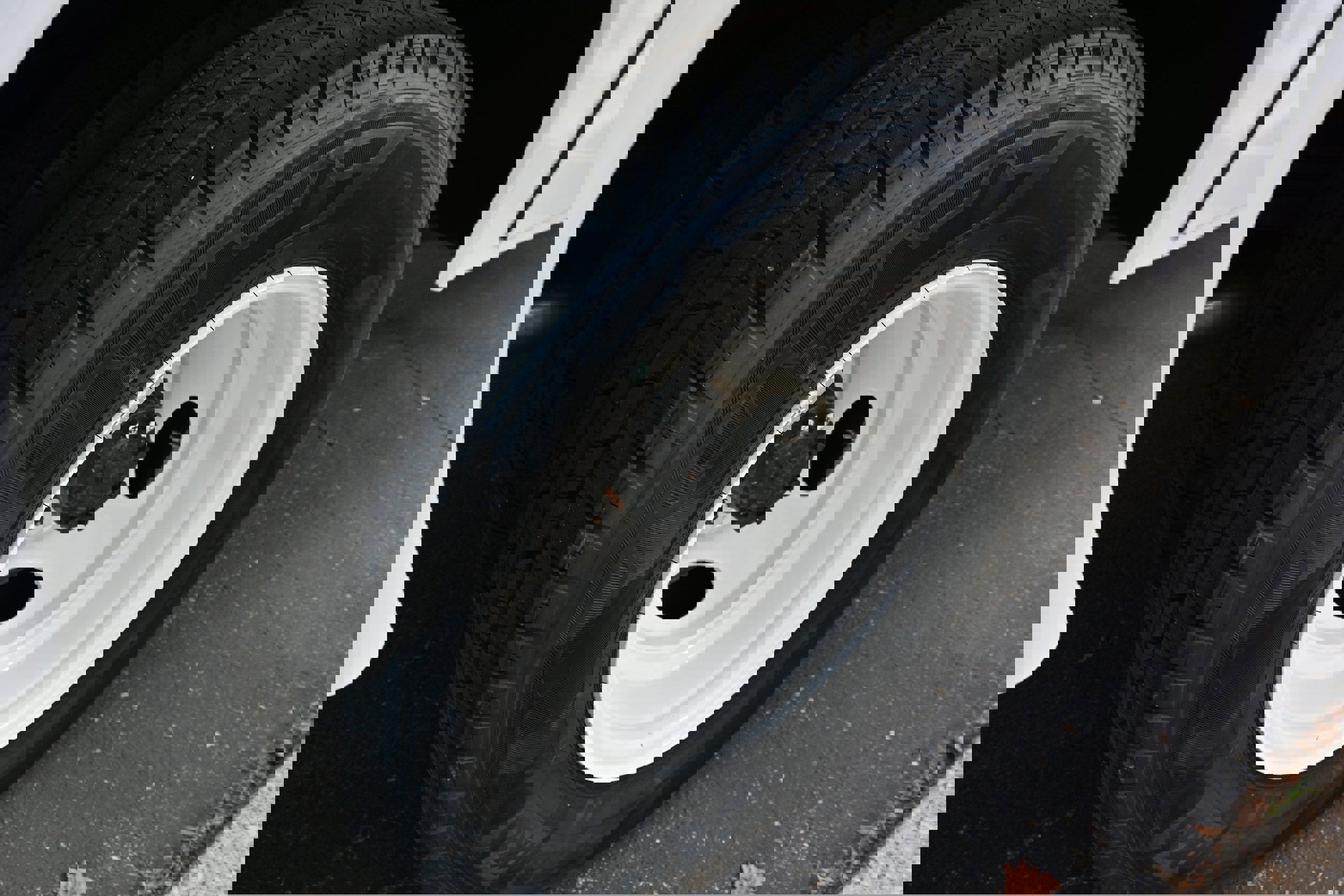 New 2025 Ford E-350 and Econoline 350 Super Duty w/ Power Equipment Group image 14