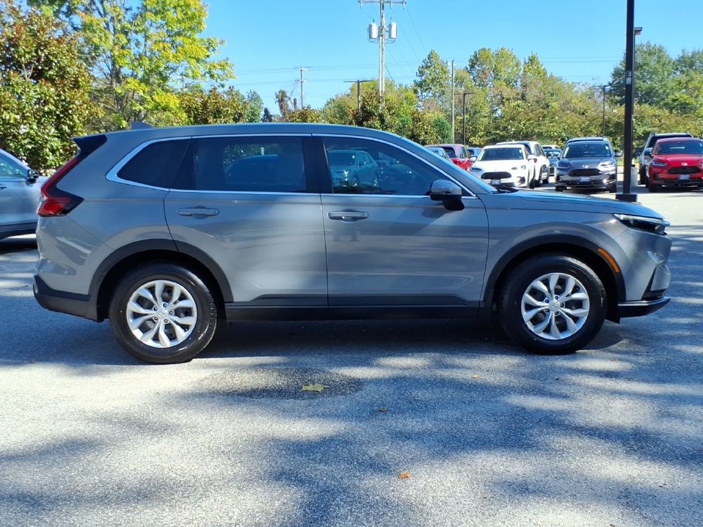 Used 2024 Honda CR-V LX image 3