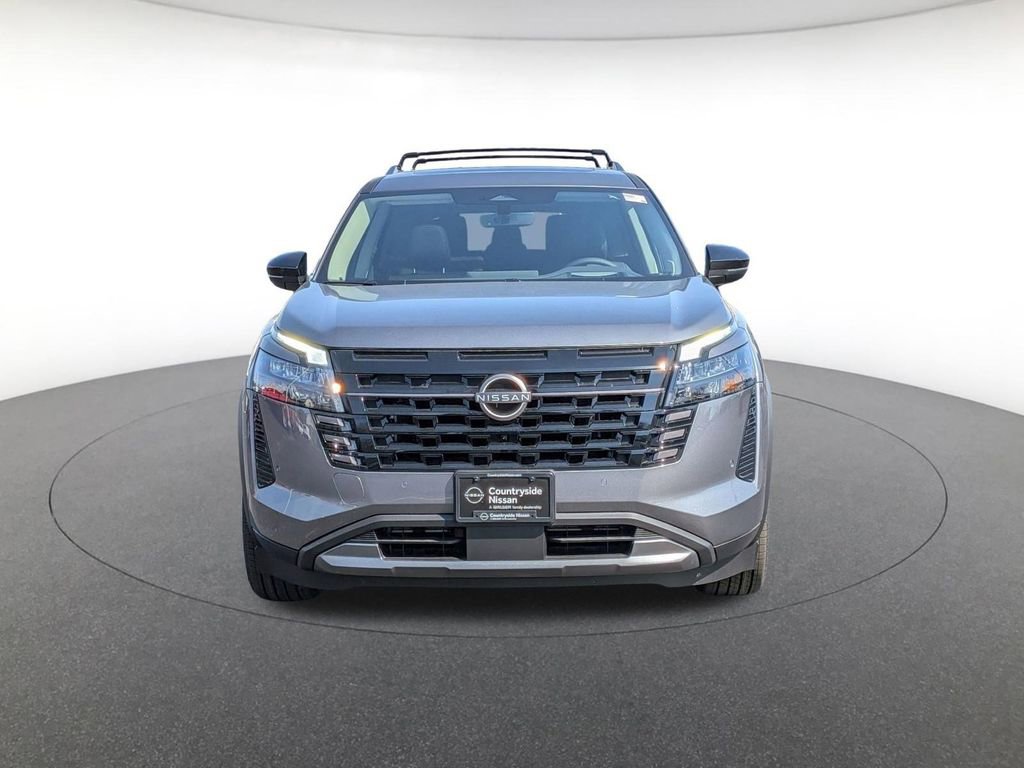 New 2026 Nissan Pathfinder Platinum w/ Accent Package AWD/4WD image 2