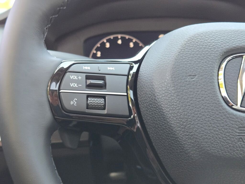 New 2025 Acura Integra Base image 31