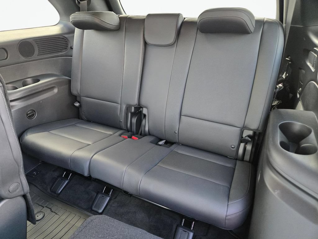 Certified 2026 Hyundai Palisade SEL Premium FWD image 19