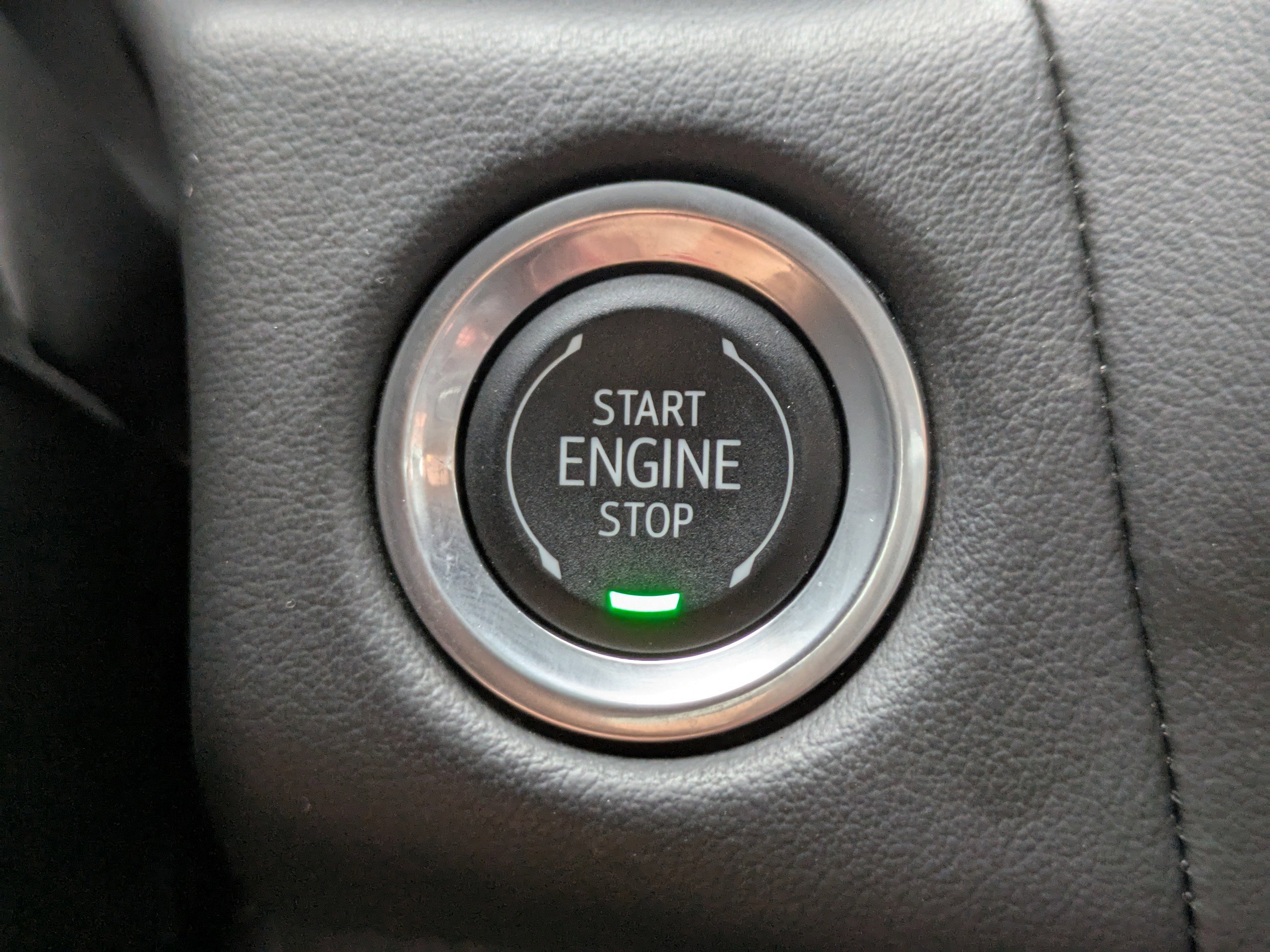 Used 2024 Chevrolet Suburban RST image 31