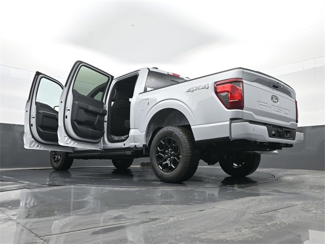 New 2025 Ford F150 XLT w/ Equipment Group 302A MID image 31