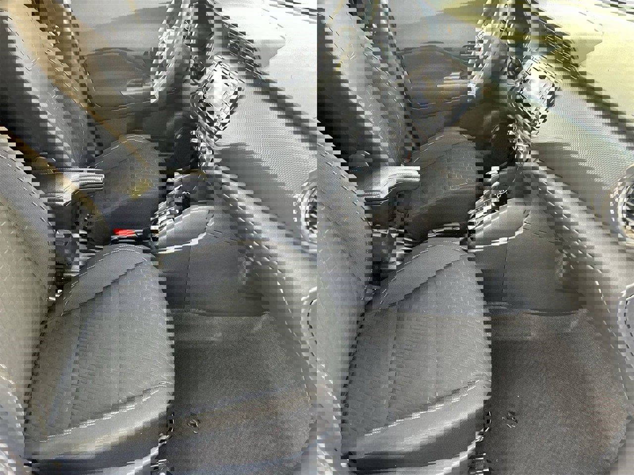 Used 2021 Nissan Kicks S image 9