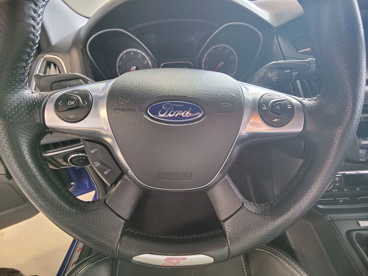 Used 2014 Ford Focus ST w/ Equipment Group 202A image 26