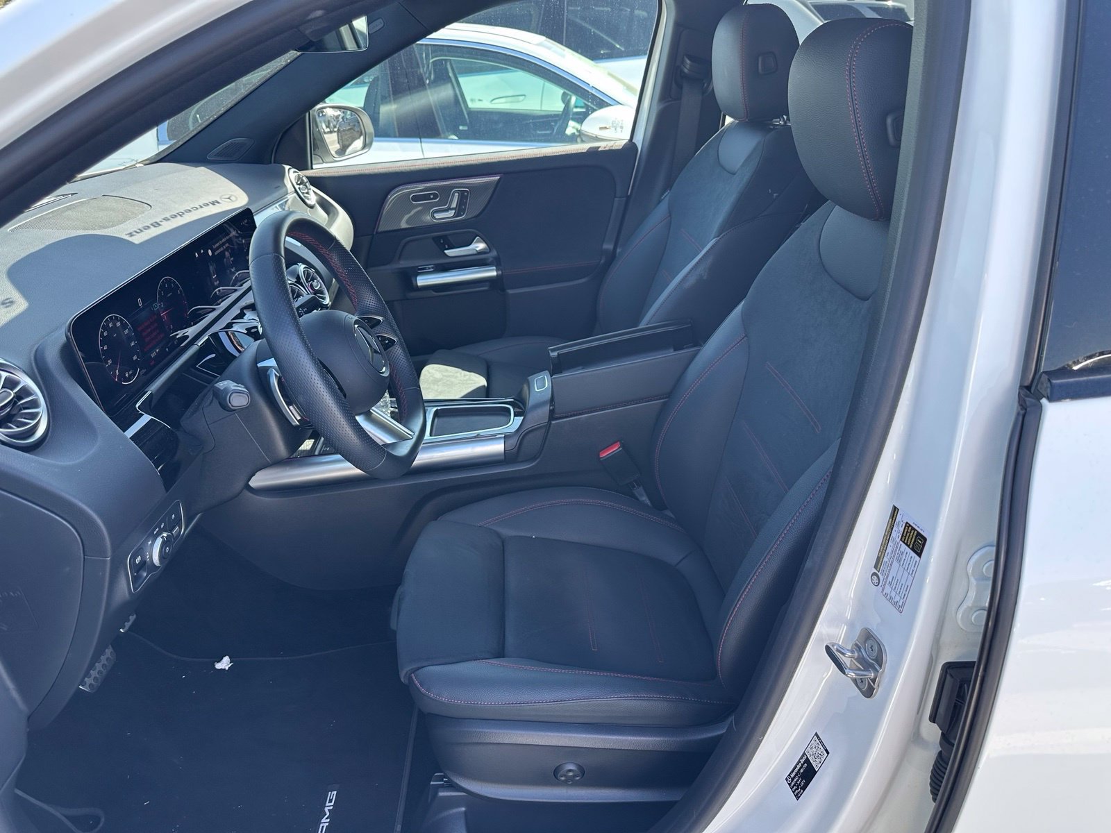 Used 2026 Mercedes-Benz GLA 250 image 2