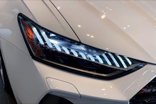 Certified 2025 Audi RS 6 performance w/ Executive Package image 28