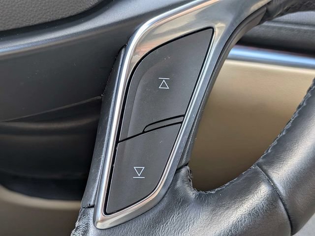 Used 2018 Cadillac XT5 Luxury w/ Driver Awareness Package FWD image 26