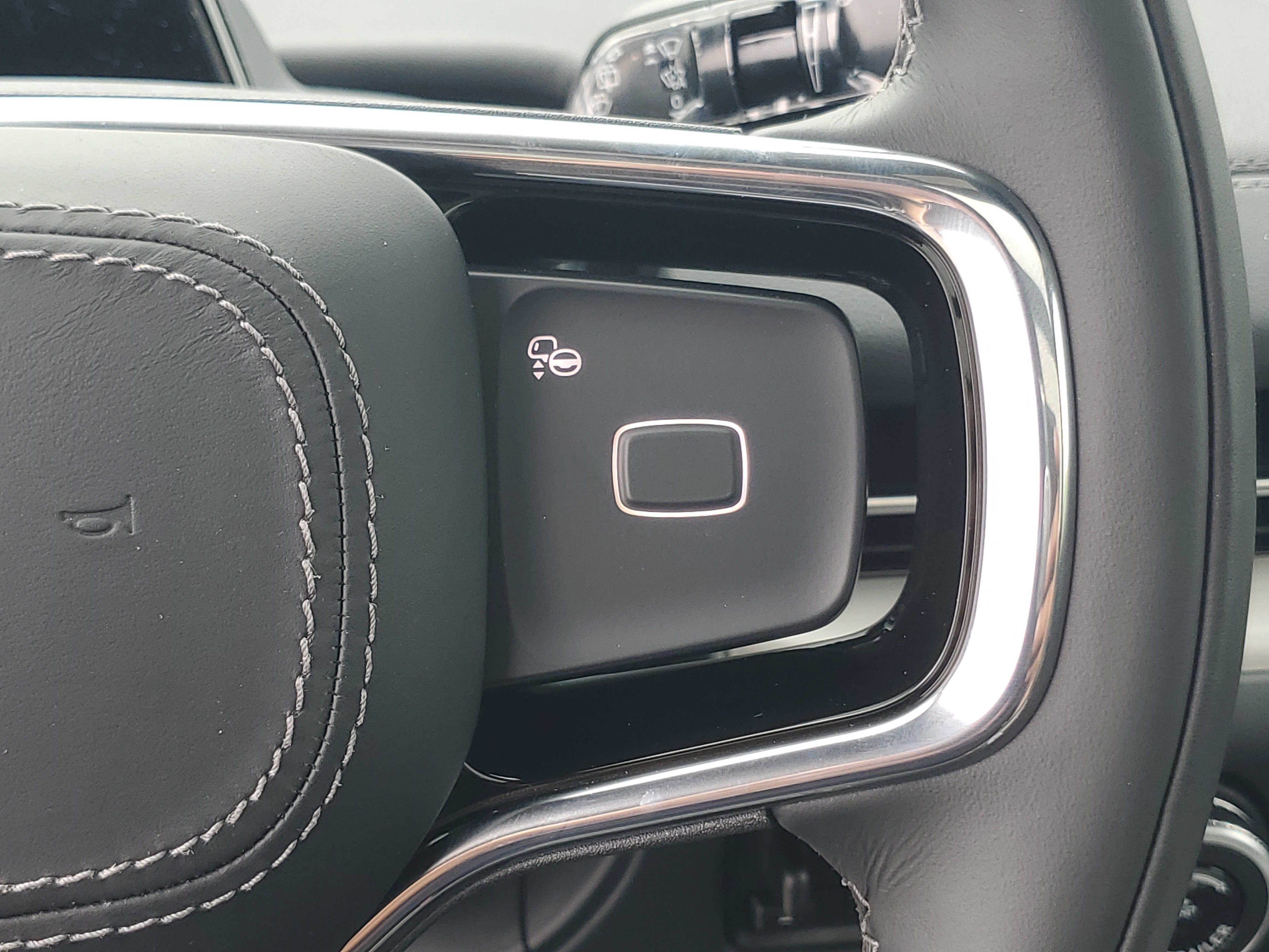 New 2026 Lincoln Navigator Reserve w/ Jet Appearance Package AWD/4WD image 18