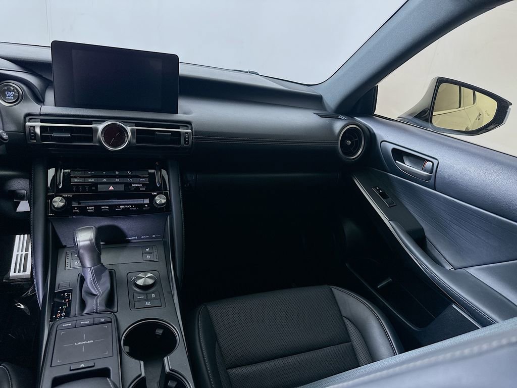 Used 2022 Lexus IS 350 F Sport image 18