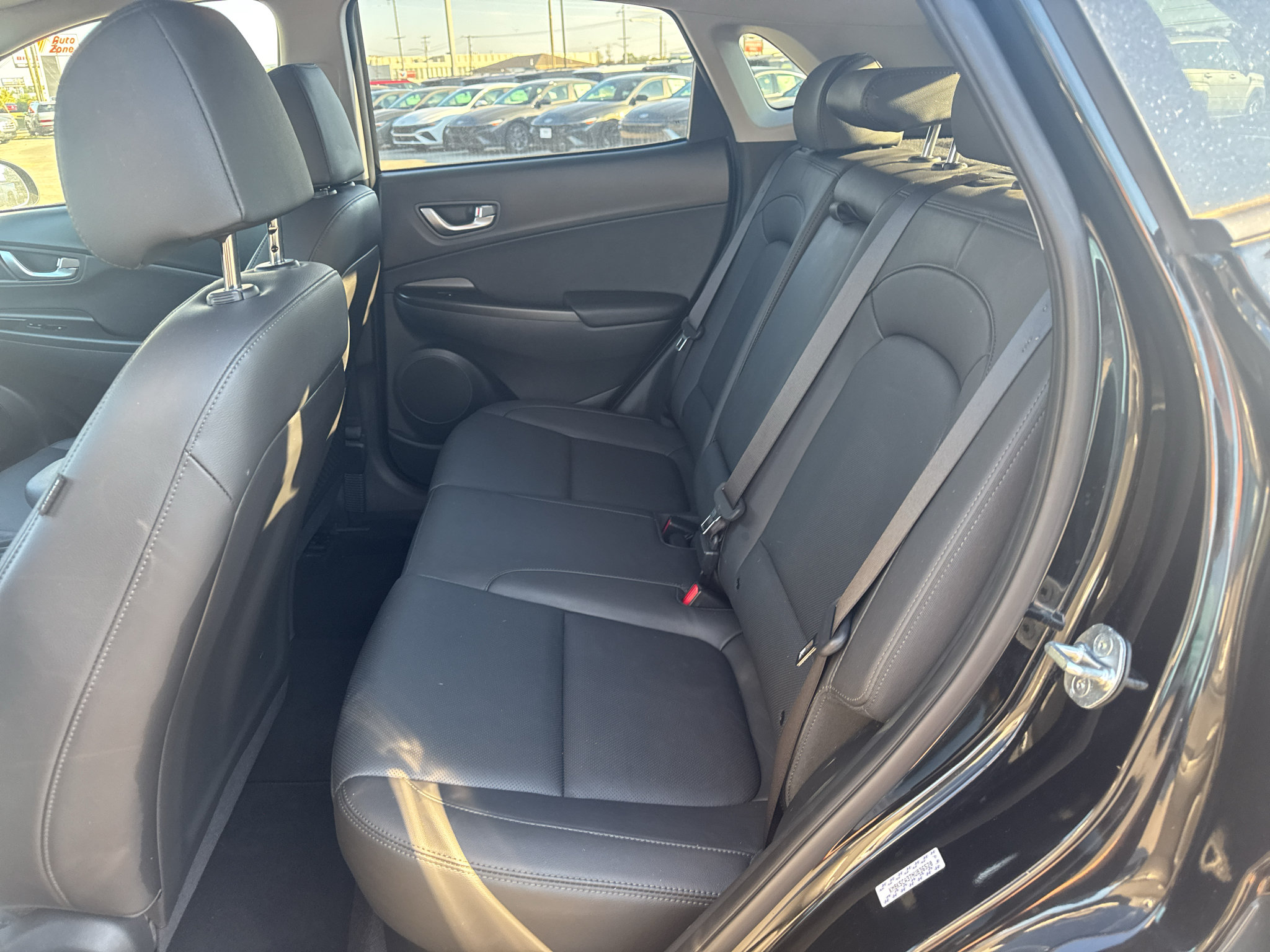 Certified 2022 Hyundai Kona Limited AWD/4WD image 10