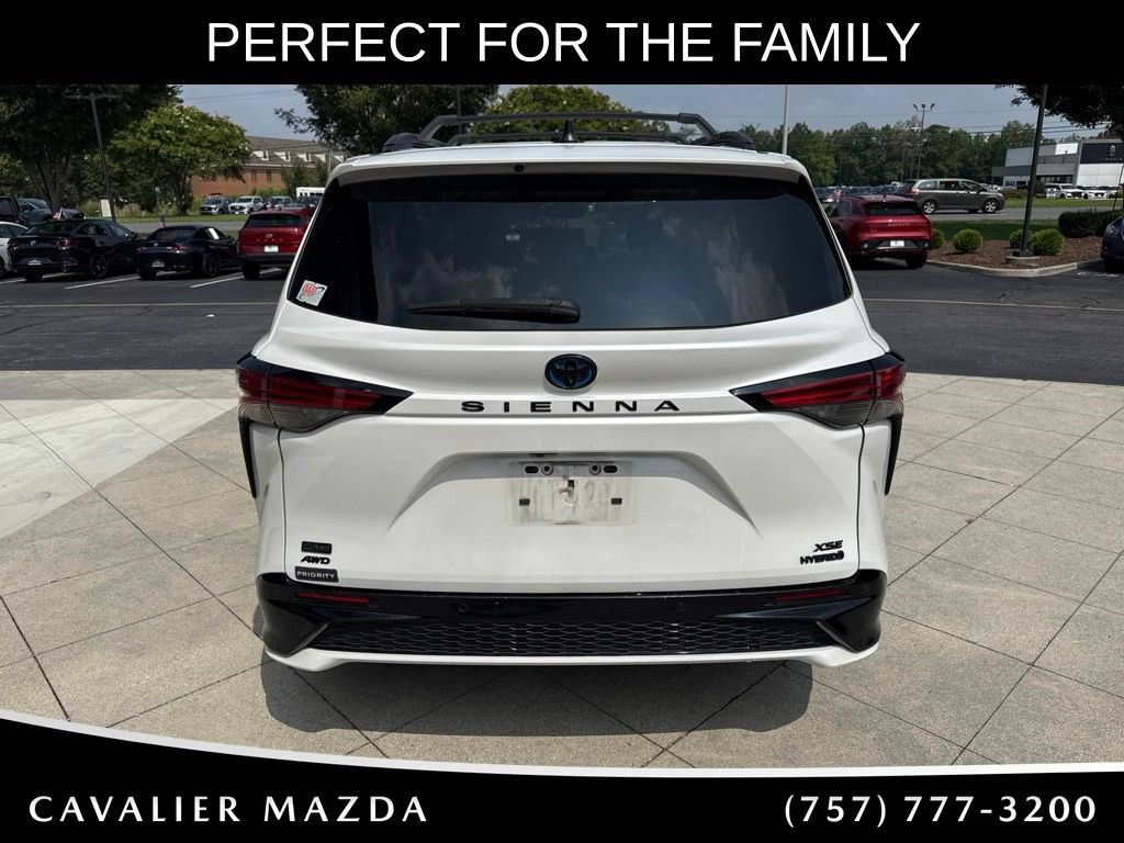 Used 2023 Toyota Sienna XSE w/ Protection Package (TMS) AWD/4WD image 8