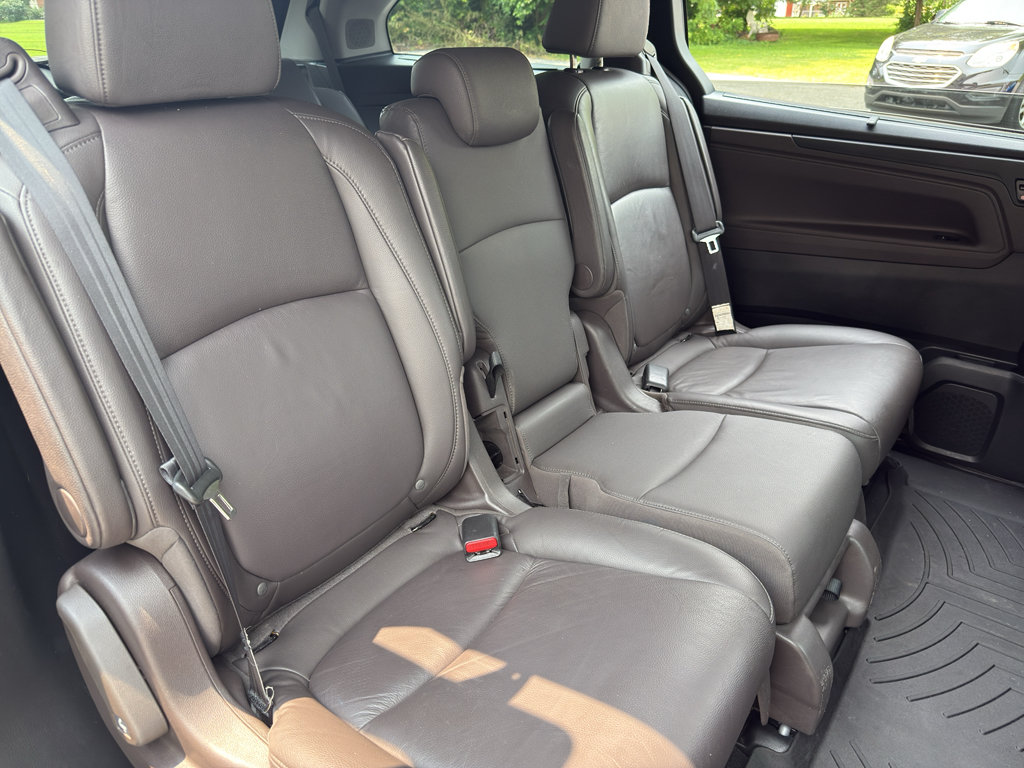 Used 2018 Honda Odyssey Elite image 32