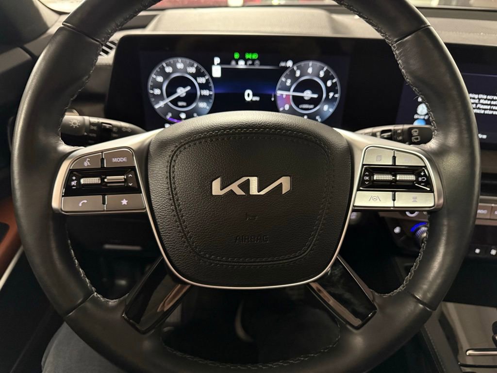 Used 2024 Kia Telluride SX Prestige image 11