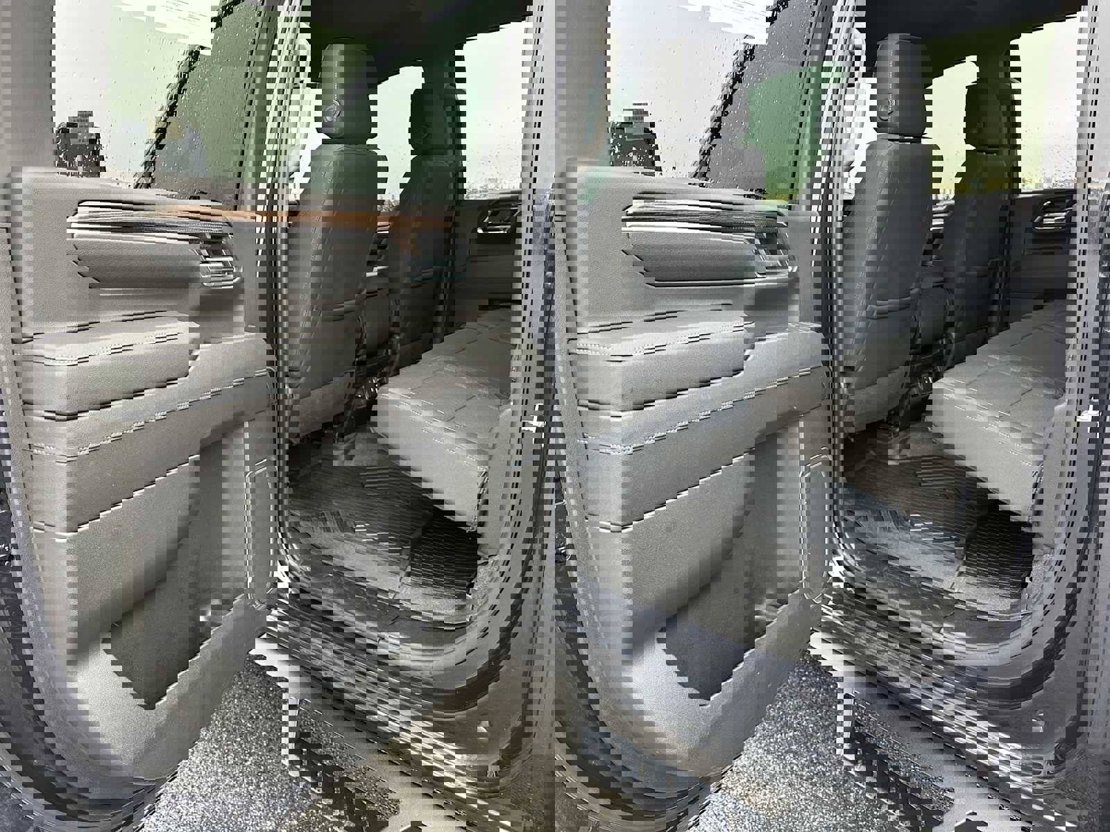 Used 2024 Chevrolet Silverado 2500 LT image 15