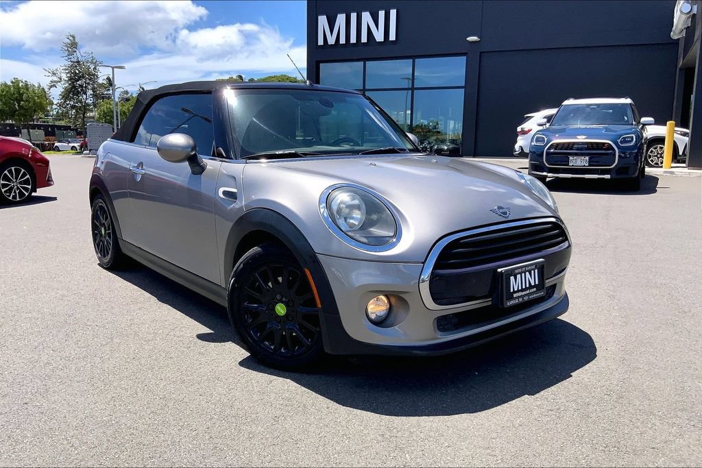 Used 2019 MINI Cooper Convertible FWD image 32