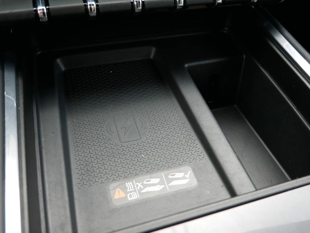 Used 2025 GMC Acadia Elevation image 20