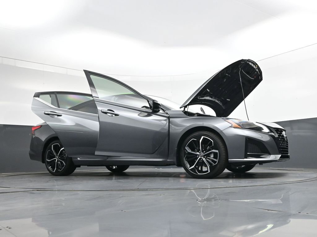 New 2026 Nissan Altima 2.5 SR image 50