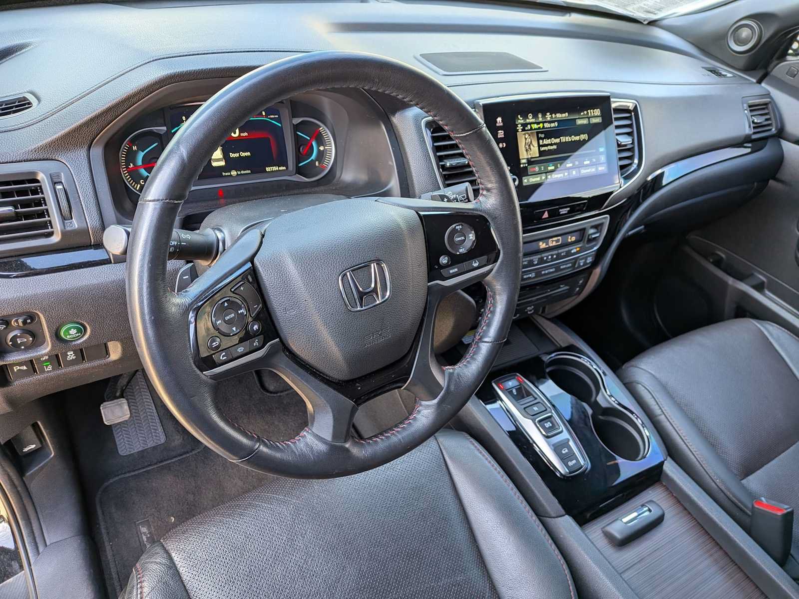 Used 2020 Honda Pilot Black Edition image 14