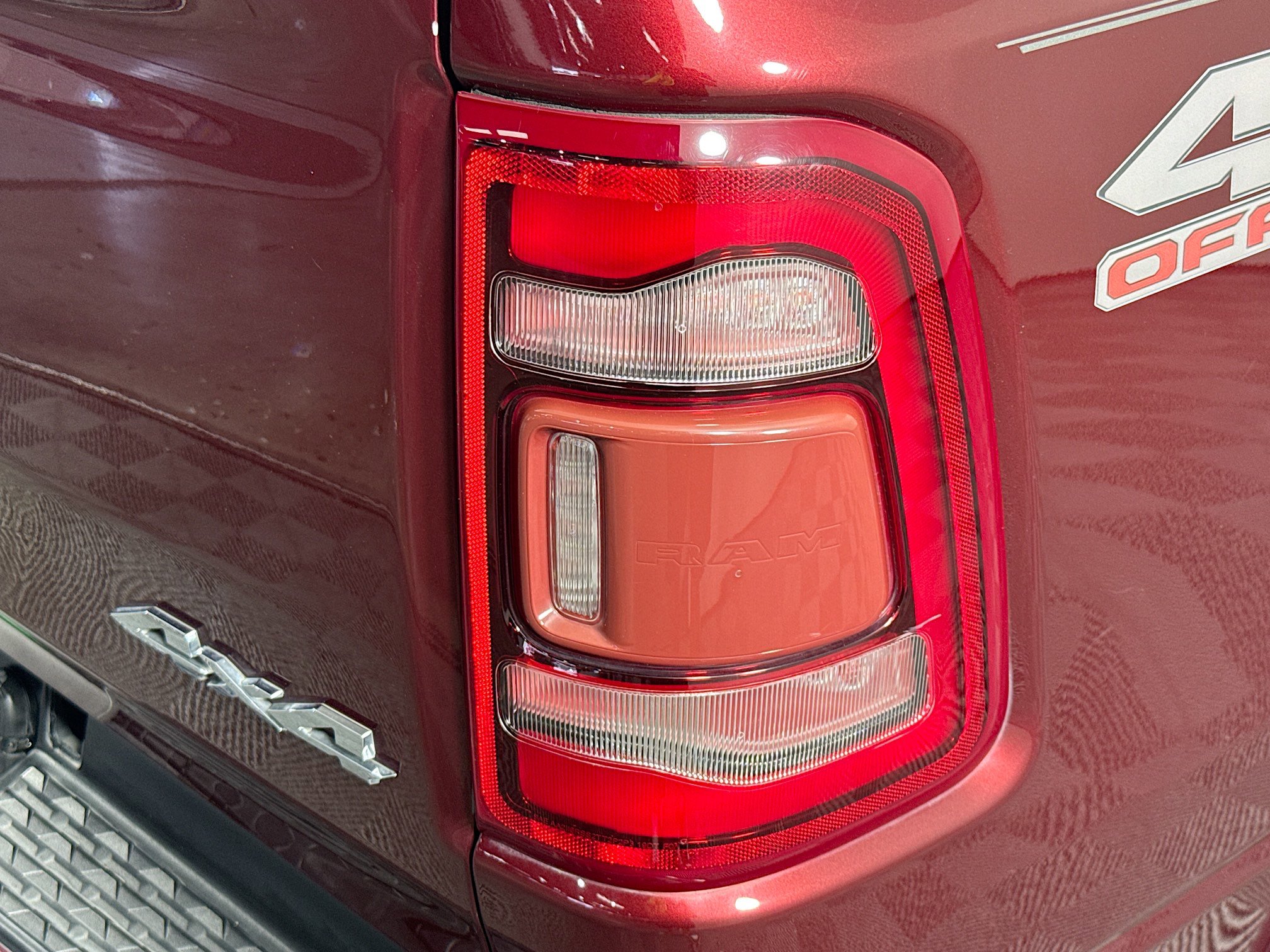 Used 2022 RAM 1500 Limited w/ Body Color Bumper Group AWD/4WD image 59