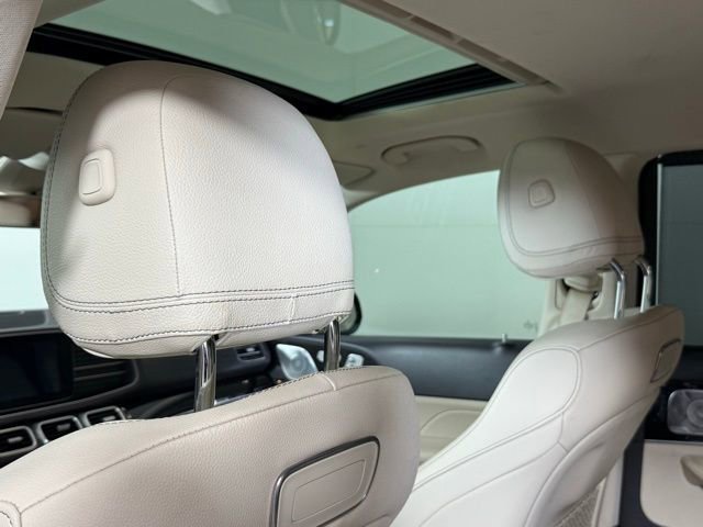 Used 2020 Mercedes-Benz GLS 450 4MATIC image 26