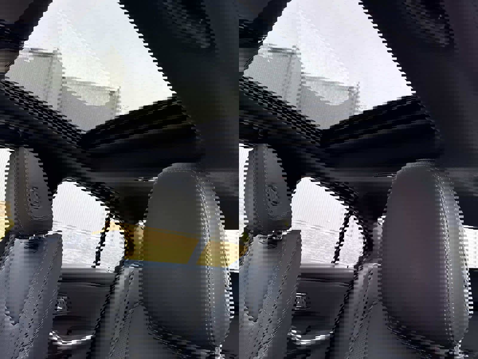 Certified 2025 BMW 330i xDrive Sedan w/ M Sport Package image 4