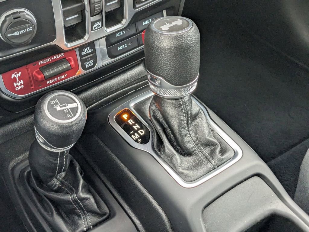 Used 2025 Jeep Wrangler Unlimited Rubicon AWD/4WD image 20