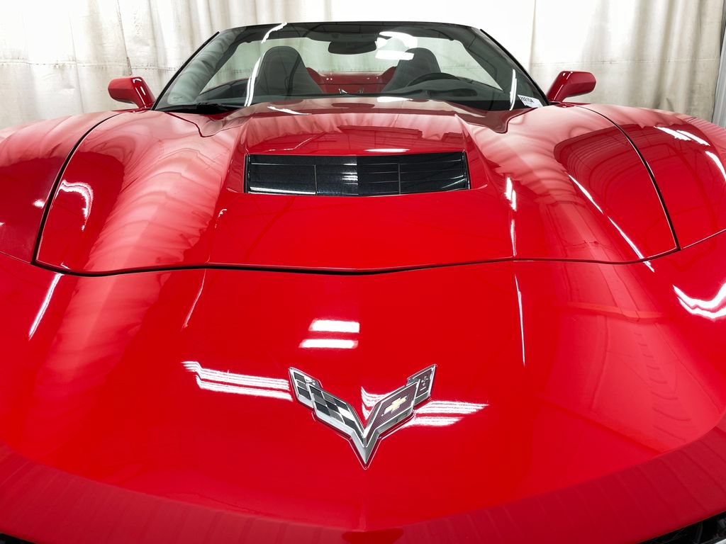 Used 2019 Chevrolet Corvette Stingray Convertible w/ 3LT Preferred Equipment Group RWD image 40