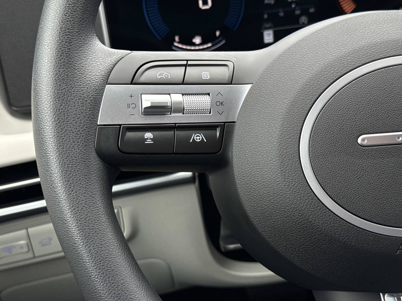 Certified 2026 Hyundai Tucson SEL FWD image 6