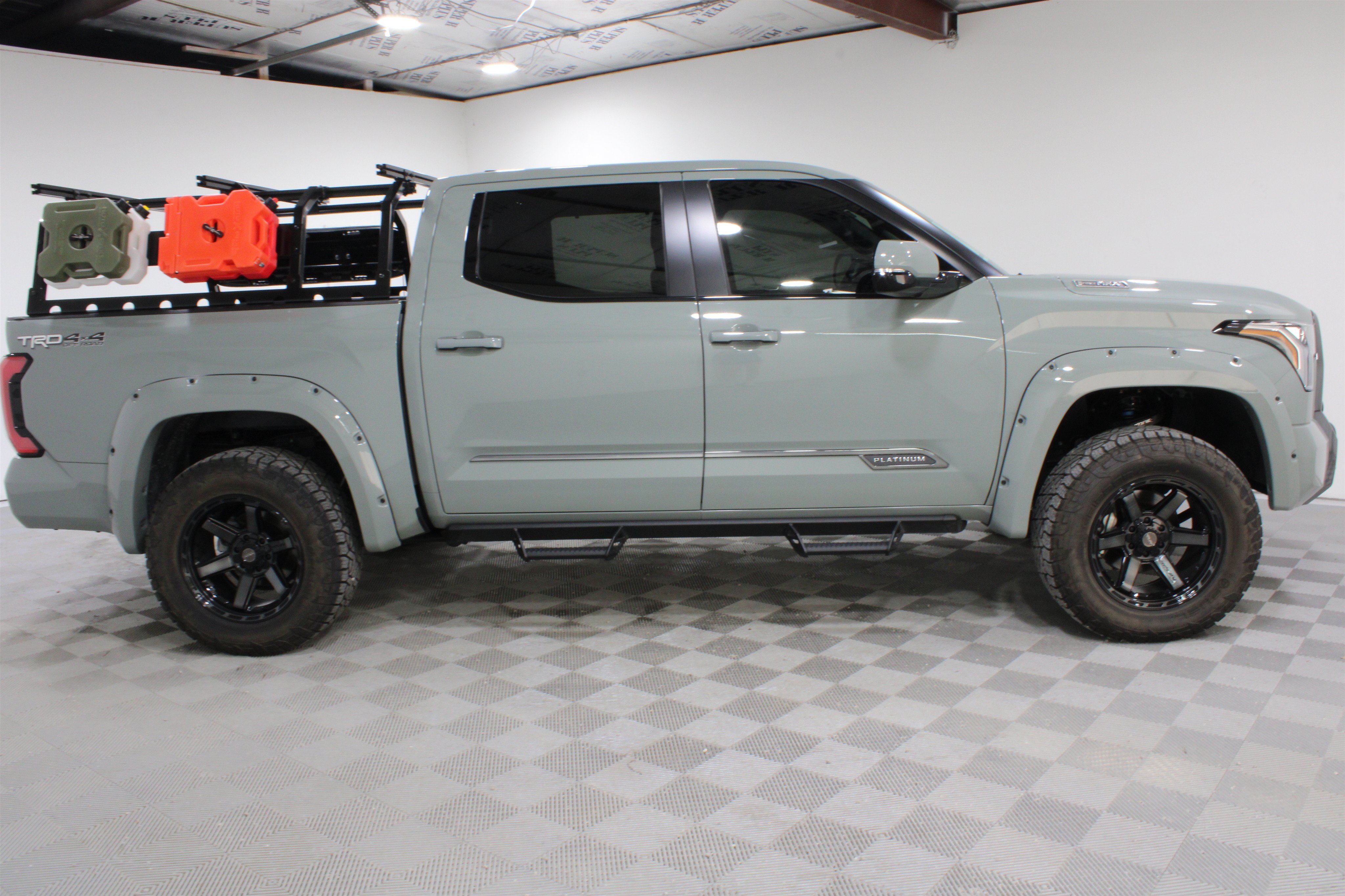 Used 2026 Toyota Tundra Platinum w/ TRD Off-Road Package AWD/4WD image 26