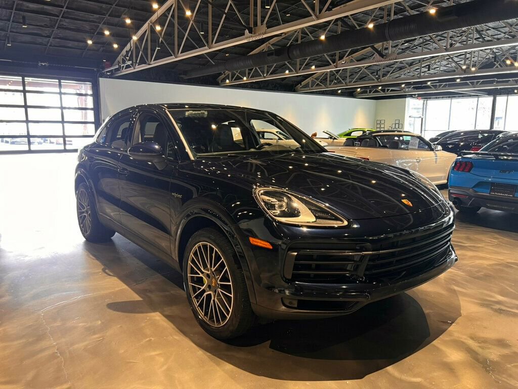 Used 2022 Porsche Cayenne E-Hybrid Coupe image 7