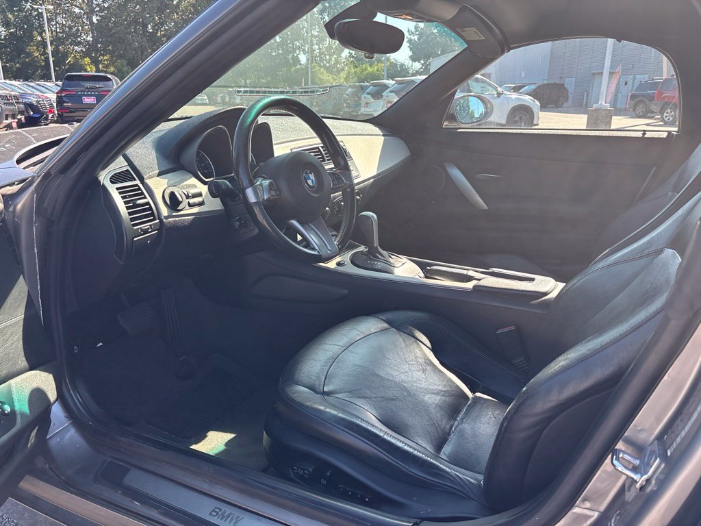 Used 2005 BMW Z4 3.0i RWD image 7