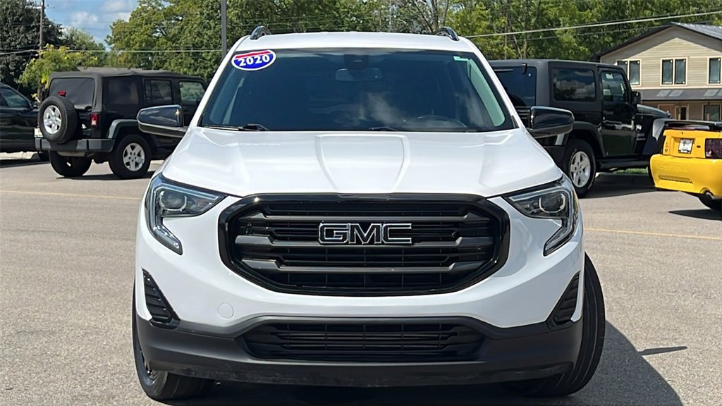 Used 2020 GMC Terrain SLE image 3