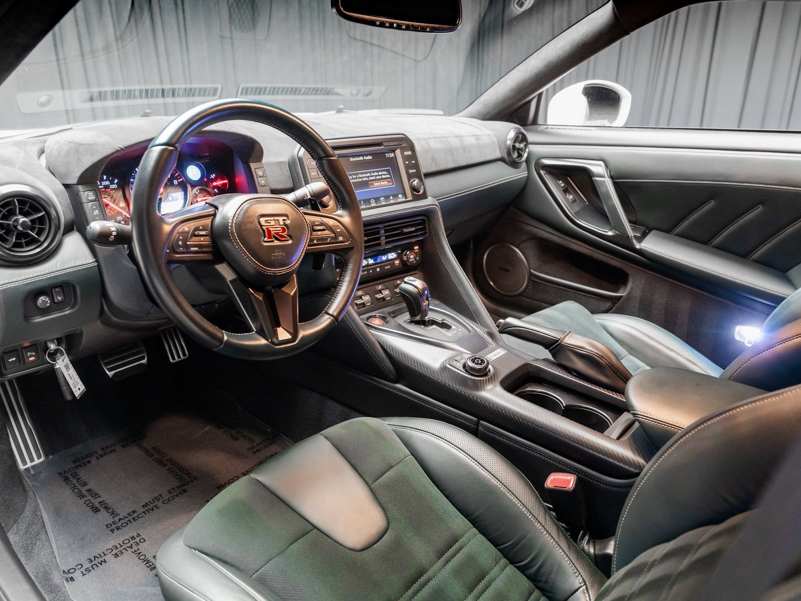 Used 2024 Nissan GT-R w/ Floor Mat Package AWD/4WD image 44