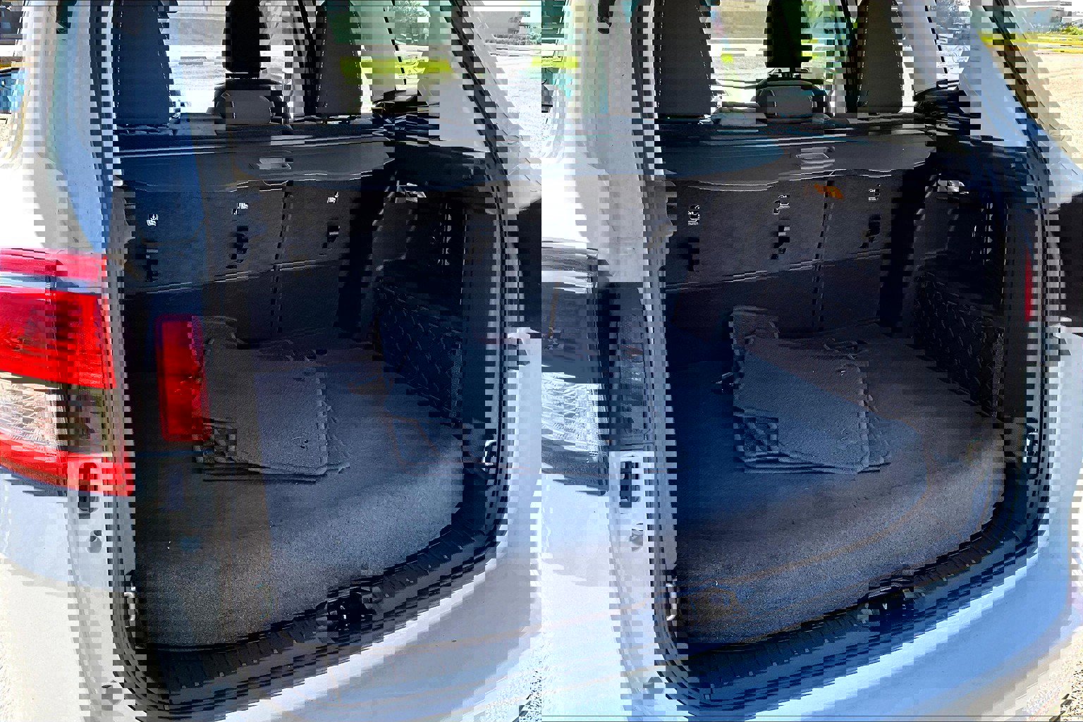 Used 2017 Ford C-MAX SE image 19