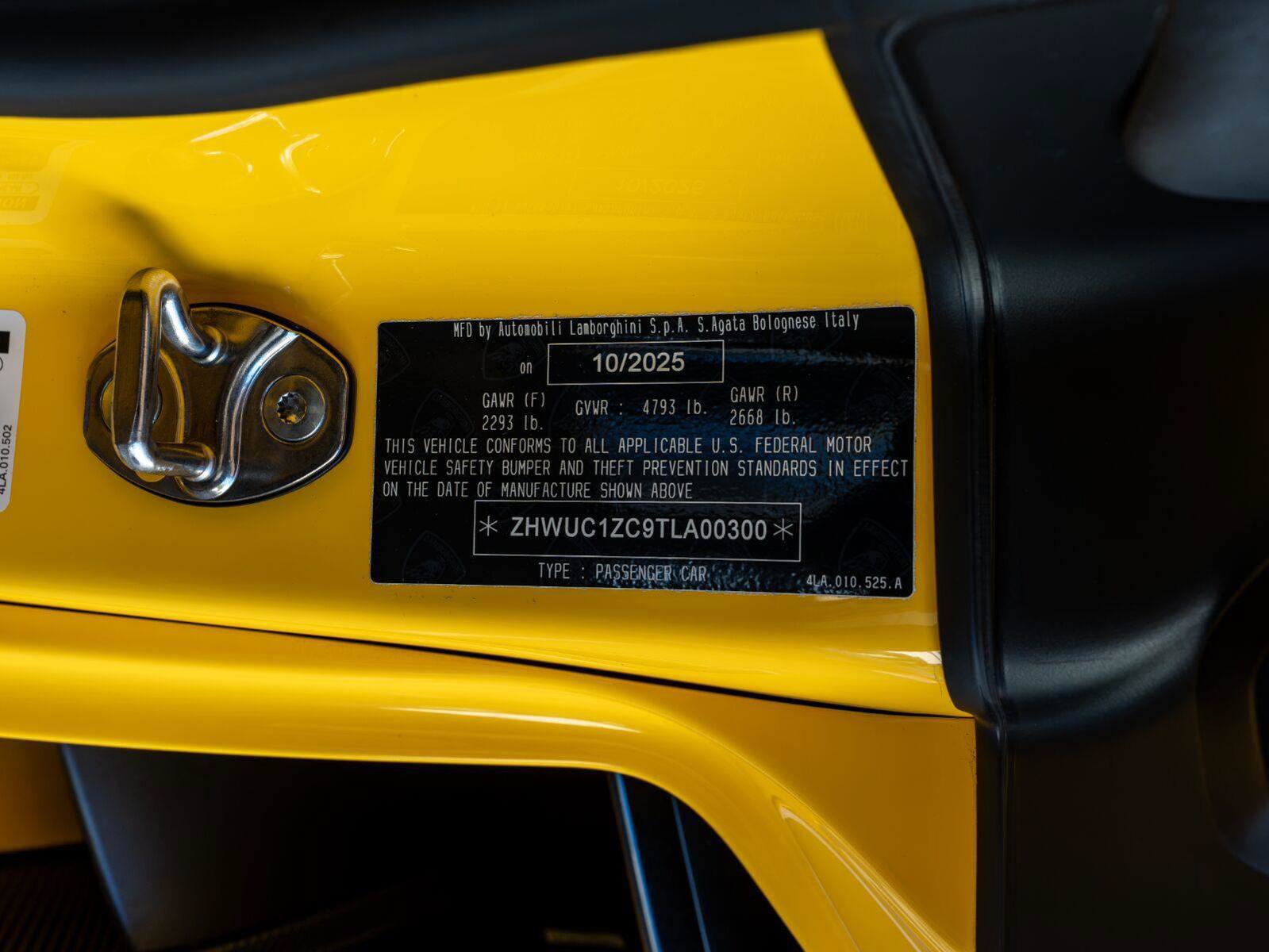 Used 2026 Lamborghini Temerario AWD/4WD image 28