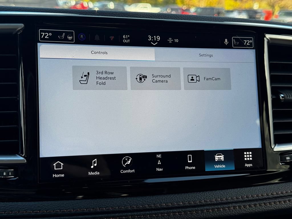 New 2026 Chrysler Pacifica Pinnacle w/ Trailer Tow Group AWD/4WD image 36