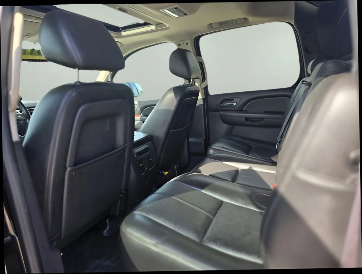 Used 2013 Chevrolet Avalanche LT w/ All-Star Edition image 12