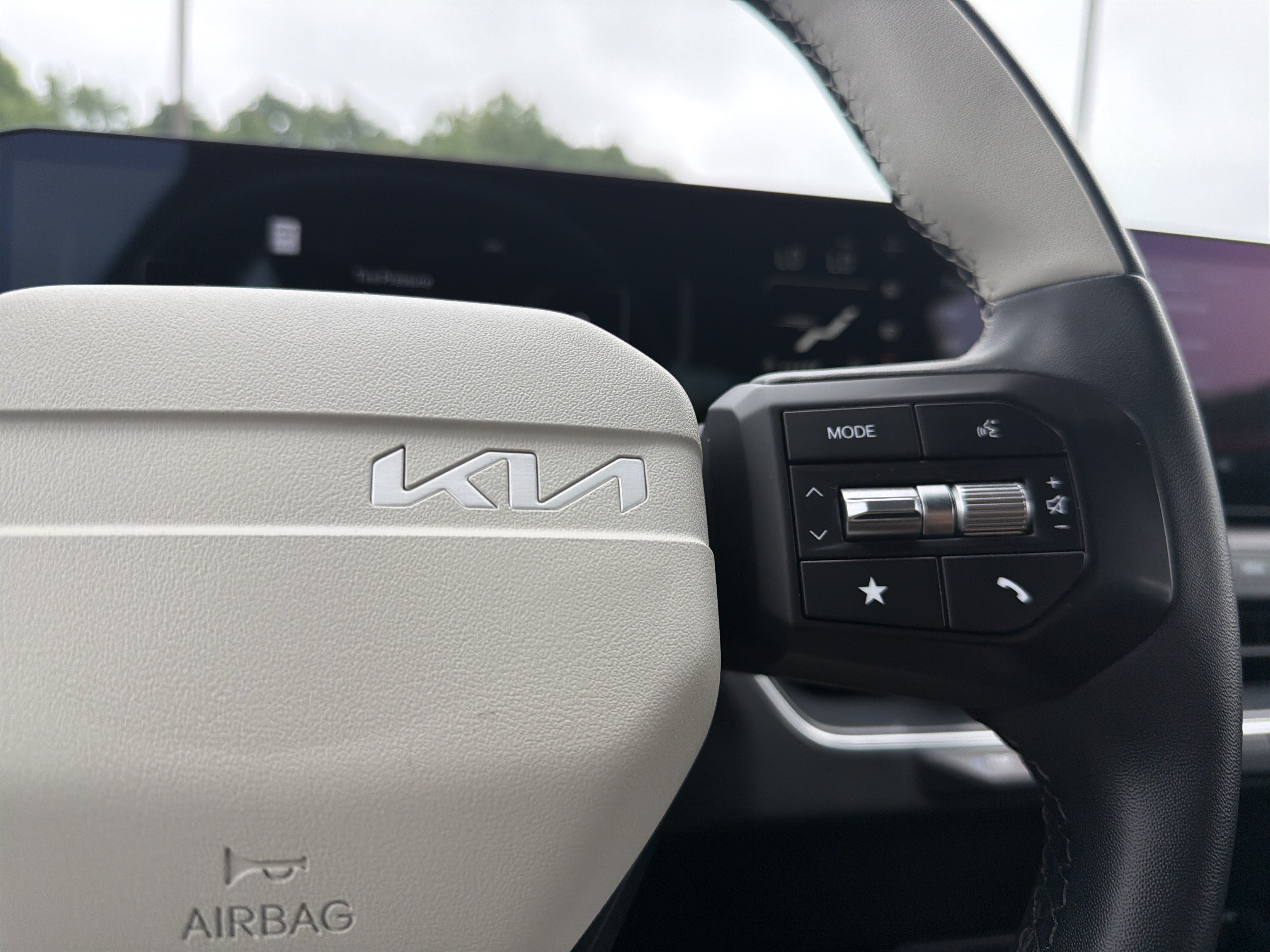 Used 2025 Kia K4 GT-Line w/ GT-Line Sunroof Package FWD image 10