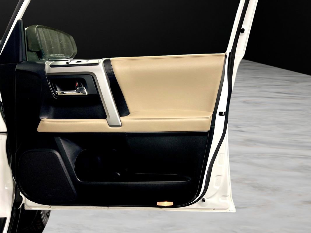 Used 2017 Toyota 4Runner SR5 image 33