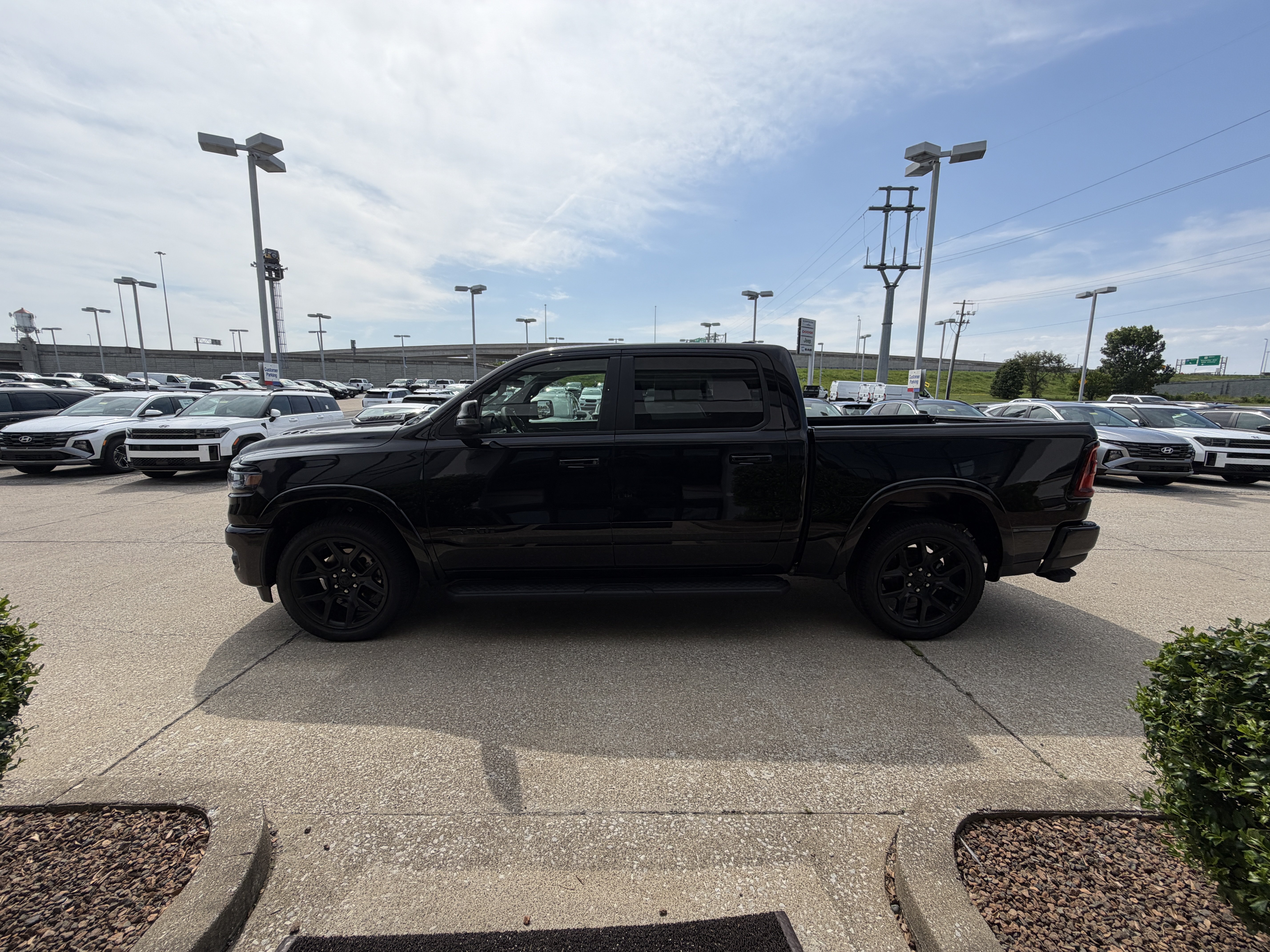 New 2026 RAM 1500 Laramie w/ Night Edition AWD/4WD image 18