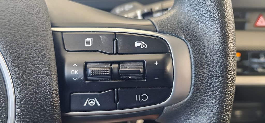 Used 2024 Kia Sportage LX FWD image 28