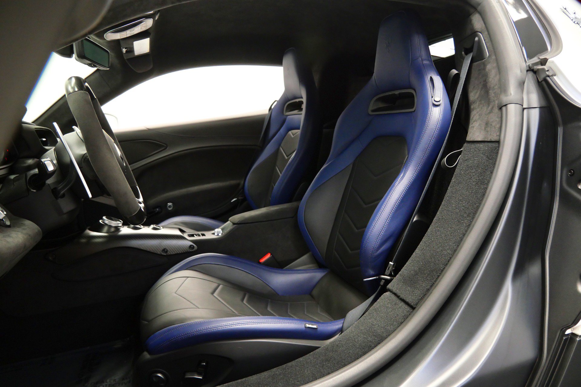 Used 2023 Maserati MC20 Coupe RWD image 26