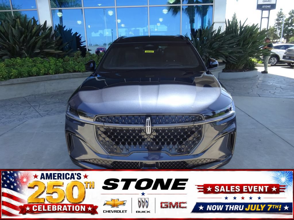 Used 2024 Lincoln Nautilus Reserve w/ Jet Appearance Package (87T) AWD/4WD video 2